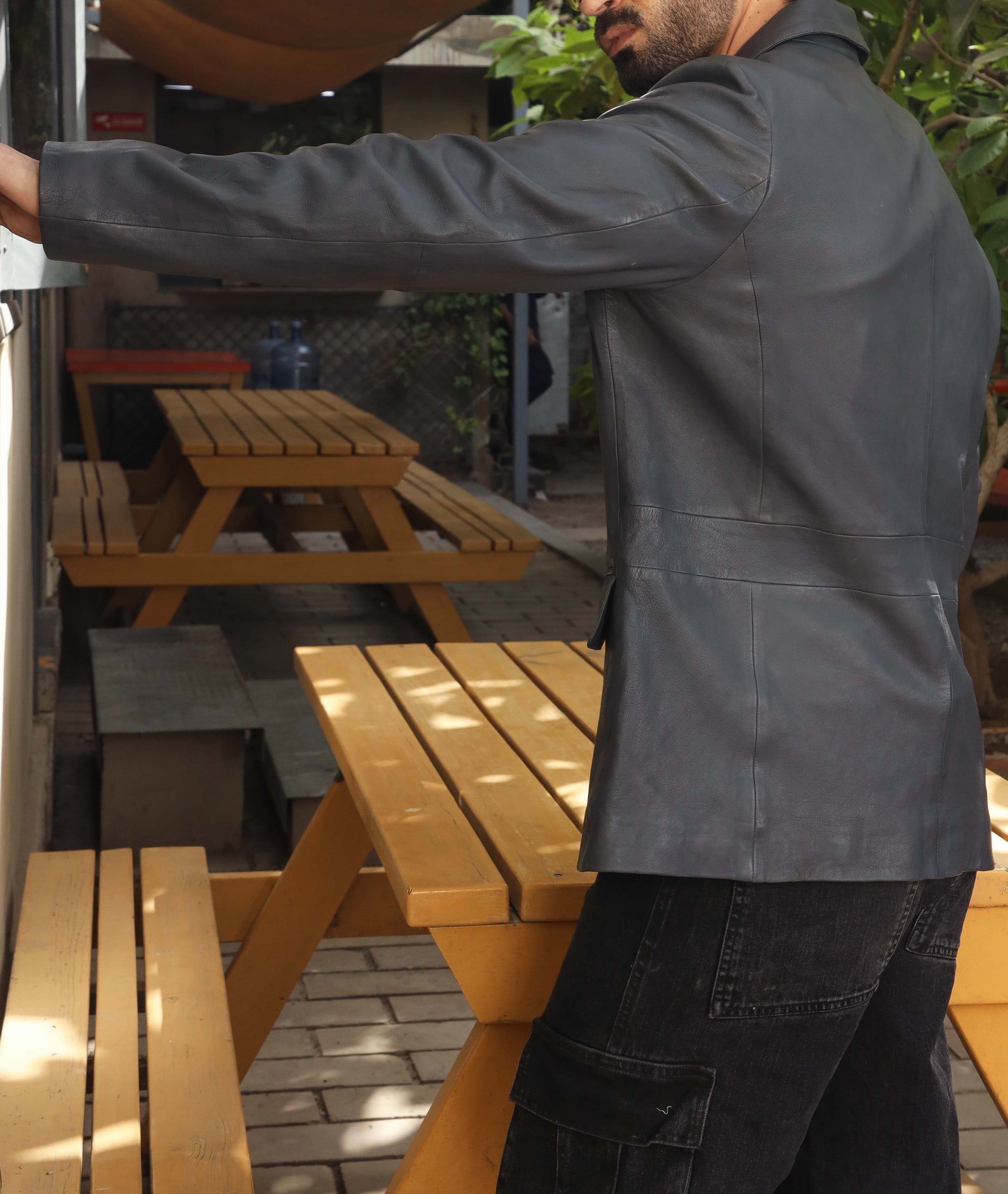 Notched Collar Classic Bond’s Style Ultimate Leather Blazer (Blue)